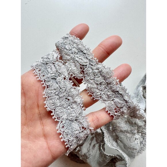 Vintage LA PERLA Silver Sage Green Stretch Lace Demi Balconette Bra, Size 3 - Picture 5 of 16